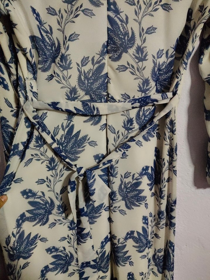 Mavi Çiçek Desenli astarlı  şifon Uzun Elbise - Görsel 3