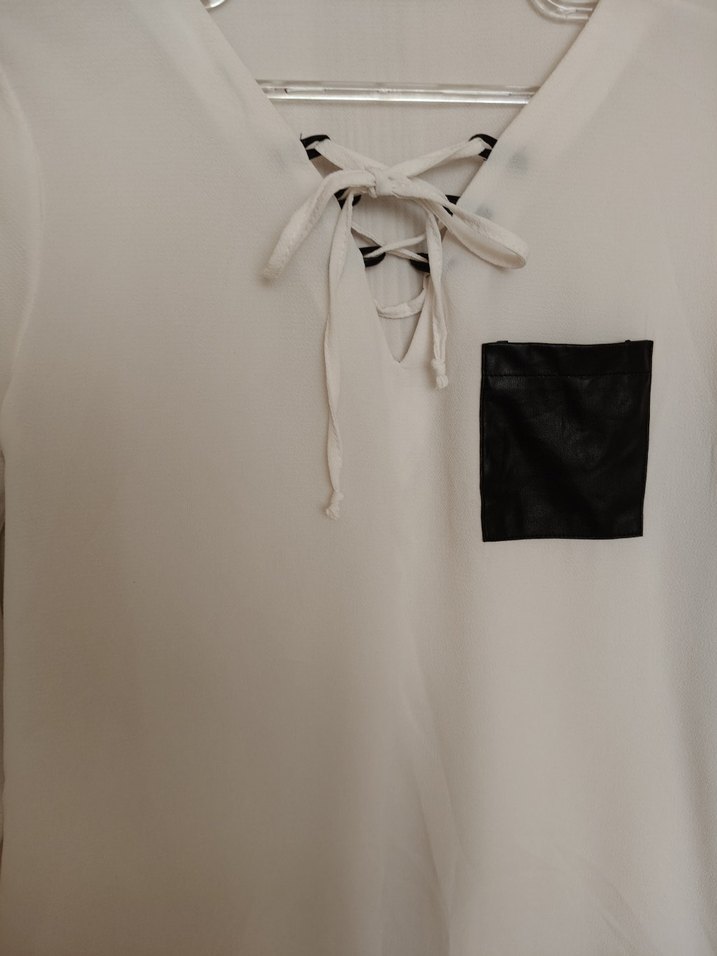 deri Cep Detaylı Beyaz Uzun Kollu Bluz - Görsel 3