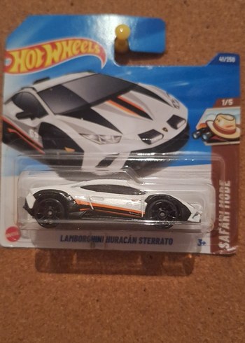 Hot Wheels Beyaz Lamborghini Huracán Sterrato Kartonet Hatalı