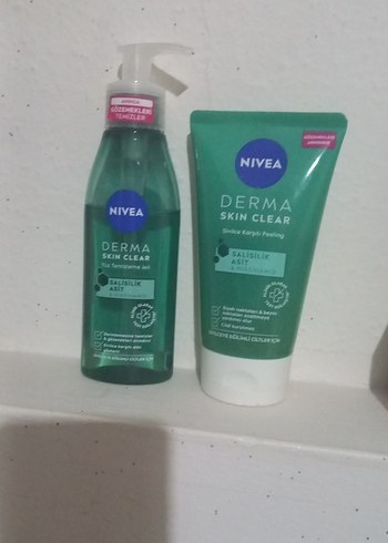 Nivea Derma Skin Clear Yüz Temizleyici Seti