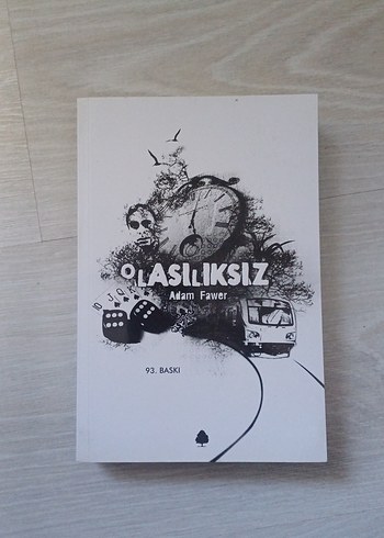 Asılıksız - Adam Fawer Roman Kitap