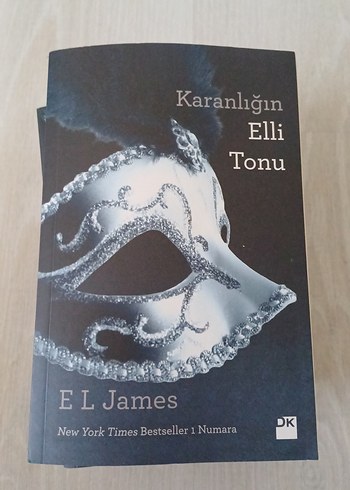Karanlığın Elli Tonu - E L James