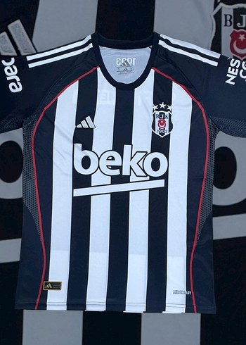 Beşiktaş Siyah-Beyaz Çizgili Erkek Forma