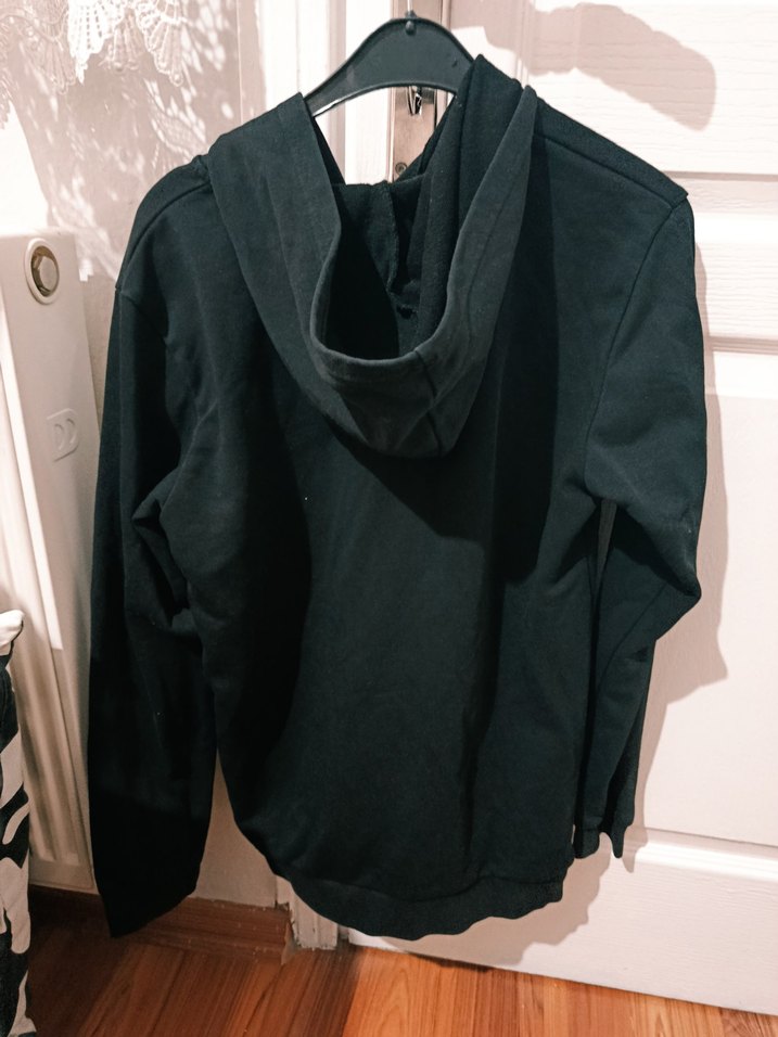 Erkek Çocuk Siyah Fermuarlı Sweatshirt - Görsel 2