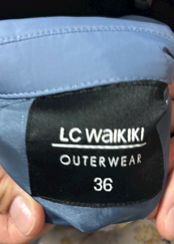 Lc Waikiki Kadın Yağmurluk 36 beden - Görsel 6