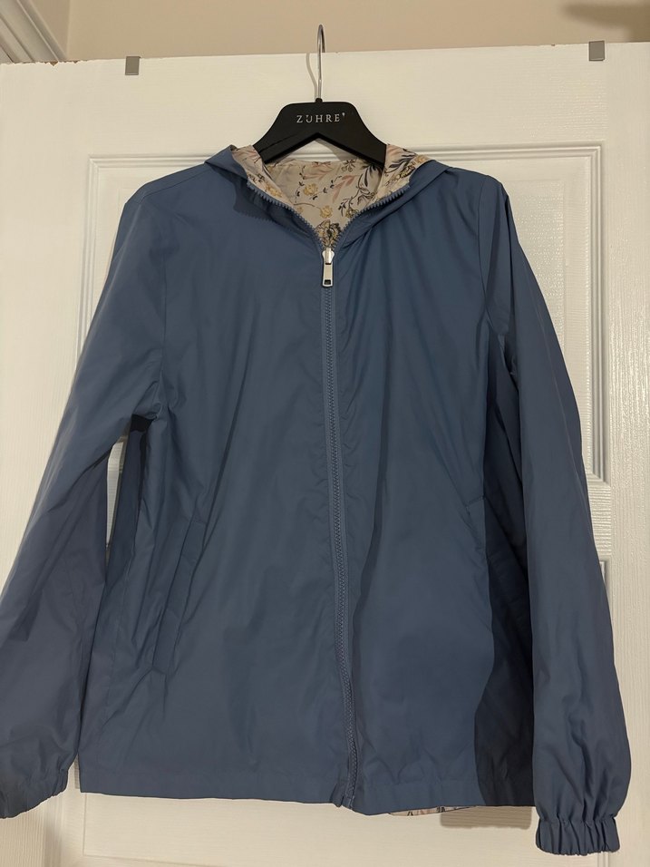 Lc Waikiki Kadın Yağmurluk 36 beden - Görsel 2