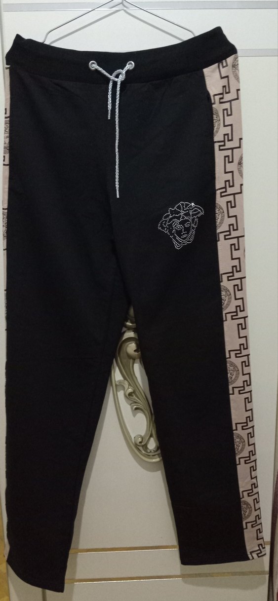 Siyah Baskılı Fermuarlı kadın 
Eşofman Altı - Görsel 3