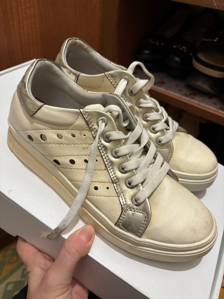 Beyaz Bağcıklı  Spor Ayakkabı - Görsel 3