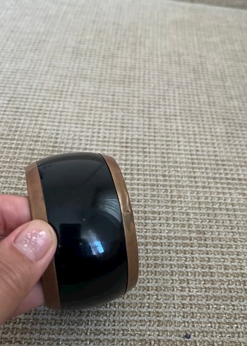 Beden siyah Renk Mango marka Siyah Minimalist Kadın Bileklik