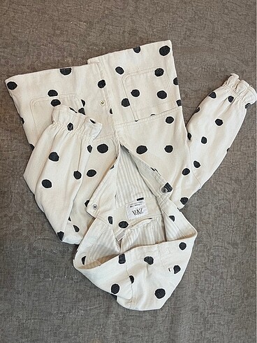 4 Yaş Beden Zara Kids Puantiyeli Oversize Keten Gömlek (3-4 Yaş)