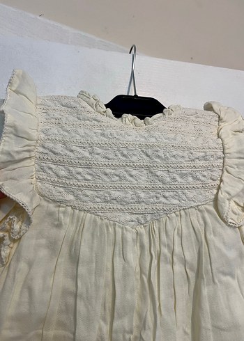 Zara marka Kız Çocuk Beyaz Keten Nakışlı Elbise 4-5 yaş - Görsel 6