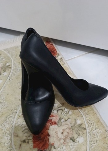 Siyah Stiletto Topuklu Kadın Ayakkabı Topuk boyu 10 cm - Görsel 2