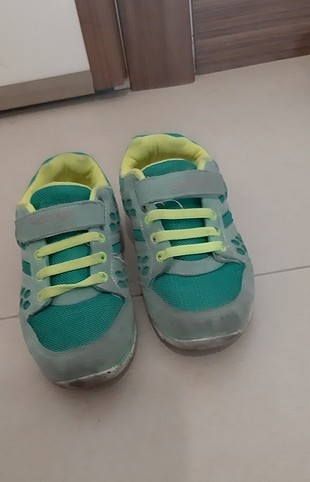spor ayakkabi 31 no