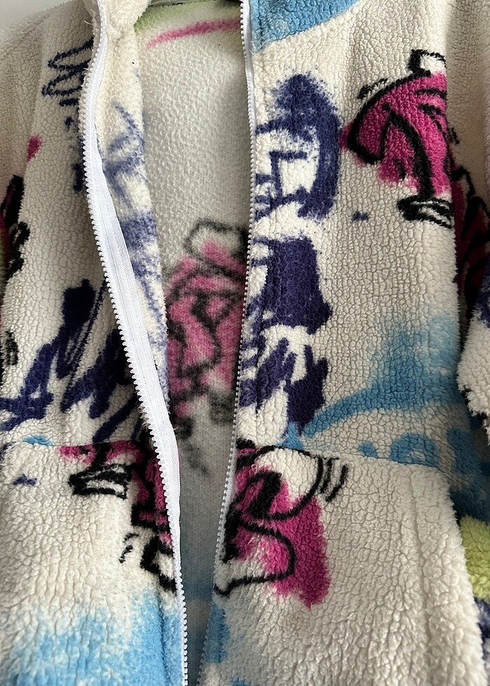 SPRAYGROUND TARZINDA POLAR MONT - Görsel 4