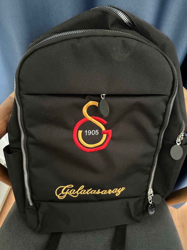 Siyah Baskılı Galatasaray Okul Çantası - Görsel 2