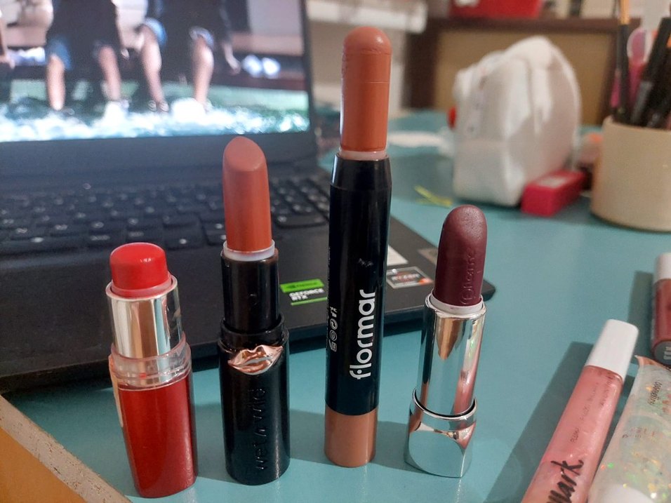 TOPLU MAKYAJ SETİ - Görsel 2