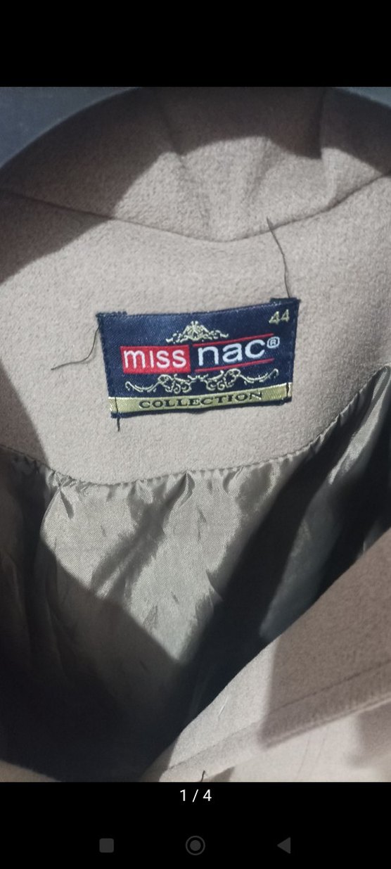 Bej Kısa Düğmeli Kadın Kaban - Görsel 3