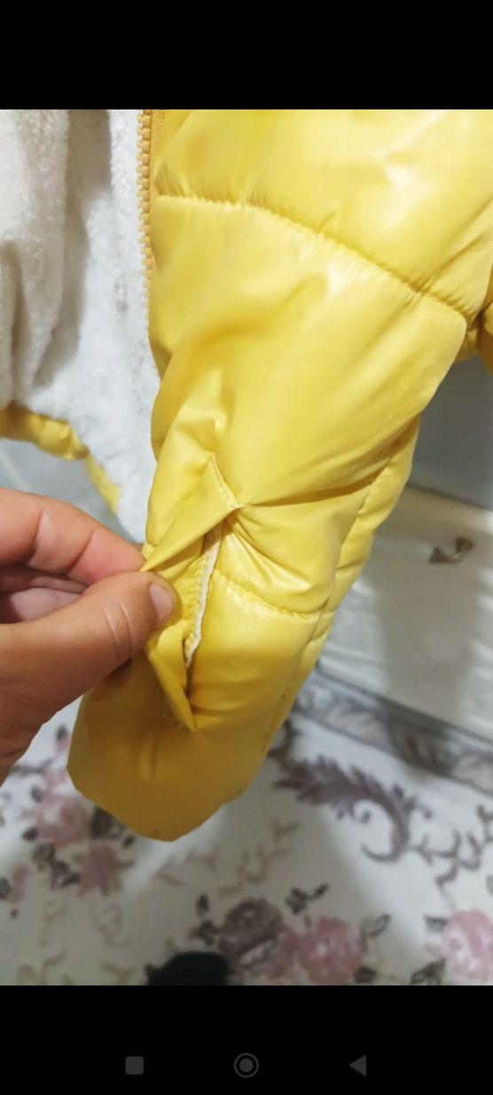 Kapüşonlu Sarı Erkek Çocuk Mont kizada olur - Görsel 4