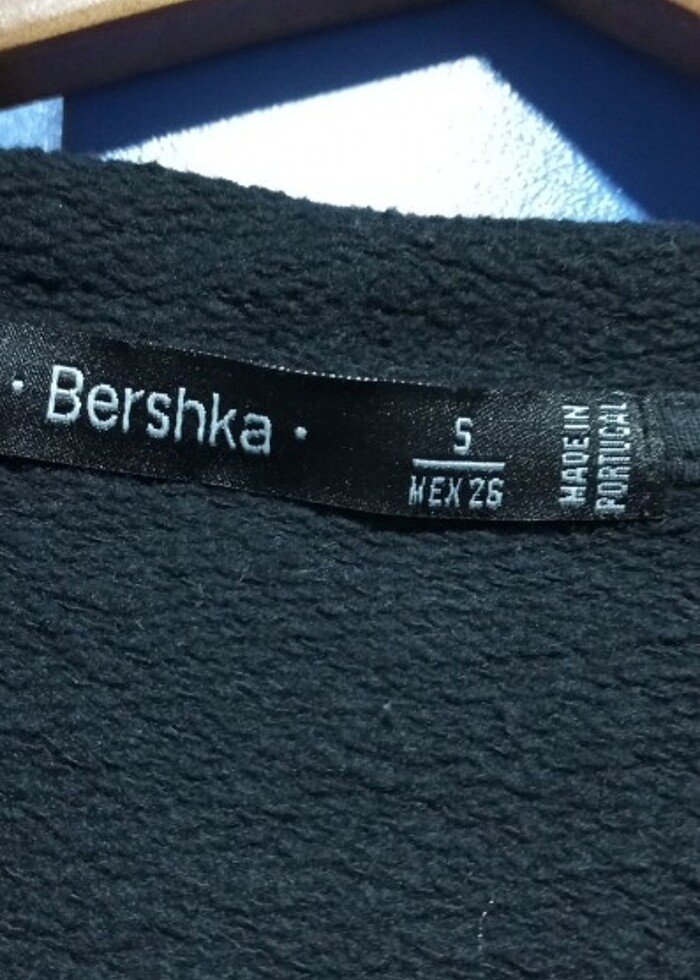Bershka sweatshirt - Görsel 4