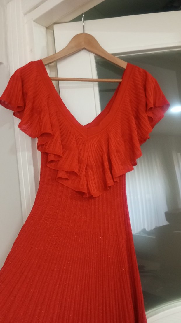 Kırmızı V Yaka Uzun Şık Örme Elbise - Görsel 2