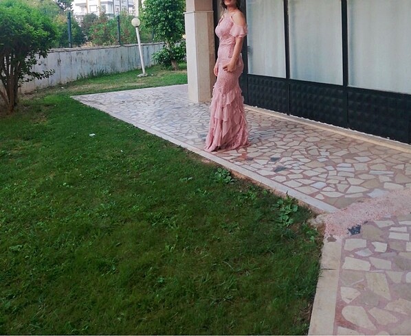 Abiye yanında çantası hediye????