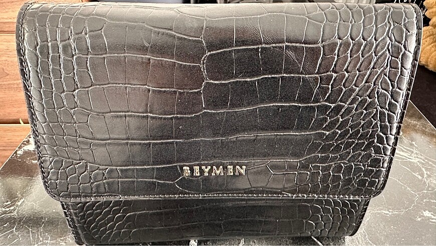 BEYMEN ORJİNAL SİYAH DERİ ÇANTA