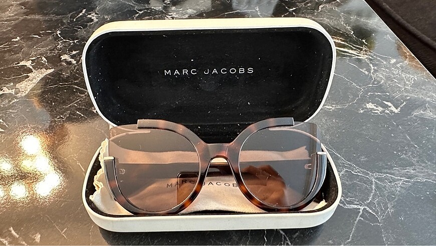 MARC JACOBS ORJİNAL BAYAN GÖZLÜĞÜ