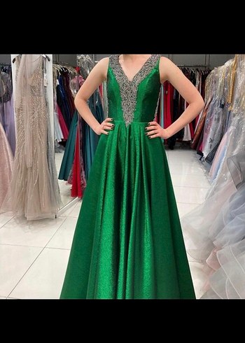 Yeşil İşlemeli V Yakalı Uzun Abiye Elbise - Görsel 4