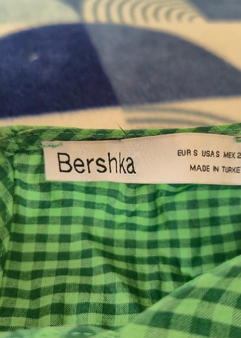 Yeşil Düğmeli crop model kolları bol - Görsel 5