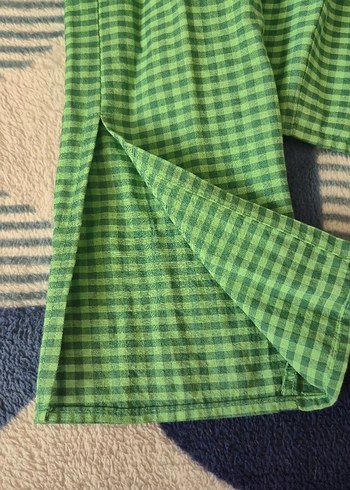 Yeşil Düğmeli crop model kolları bol - Görsel 6