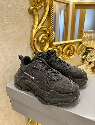 Balenciaga Triple S antrasit gri ? 37 Numara (Orijinal)