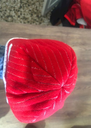 Ajax Kırmızı Beyaz Desenli Orjinal bere - Görsel 5