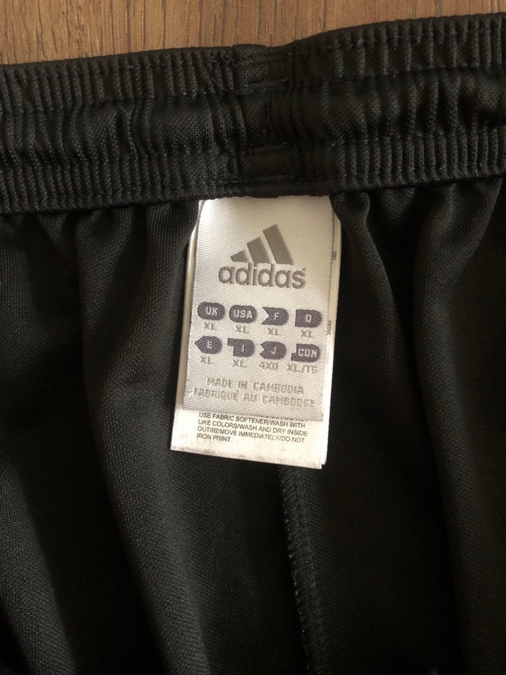 Adidas Siyah Midi Spor Şort - Görsel 2