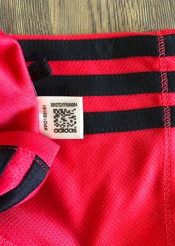 Kırmızı Adidas Kısa Kollu Spor Tişört - Görsel 4