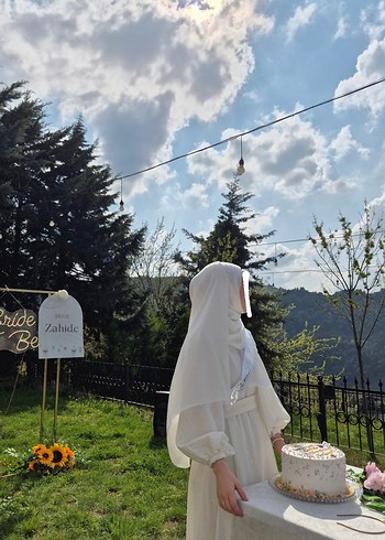 s Beden Minik Terzi Parıltılı Elbise Ekru