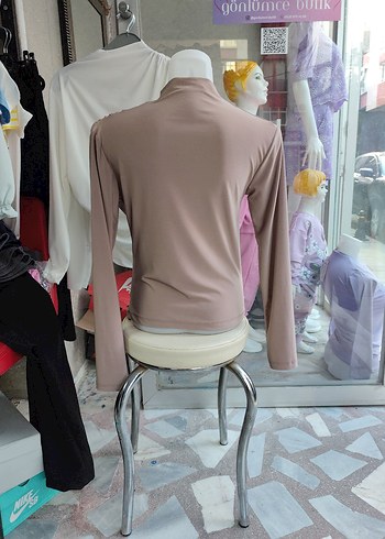 Bej Drapeli Yüksek Yakalı Kadın Bluz - Görsel 5