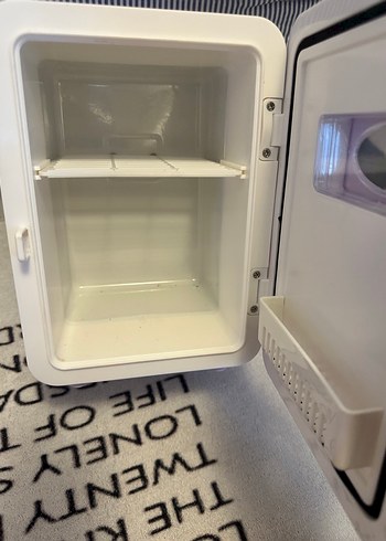 Cilt bakımı buzdolabı - Görsel 2