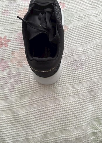 36 Beden siyah Renk Alexander McQueen