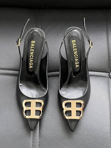 36 Beden çeşitli Renk Balenciaga ???????? New Season ???? With Dust Bag ???? Size : 36