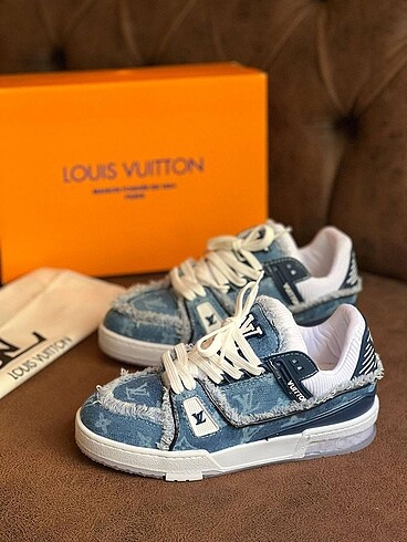 36 Beden Louis Vuitton ???????? New Season ???? With Original Box And Dus