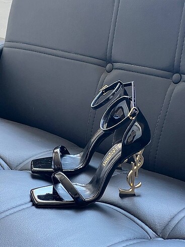 36 Beden siyah Renk Ysl ???????? New Season ???? Flash Model Size : 36-37-38-39-40