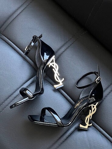 Ysl ???????? New Season ???? Flash Model Size : 36-37-38-39-40