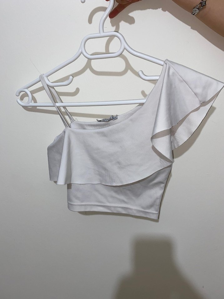 Beyaz Drapeli  tek omuzlu crop - Görsel 2