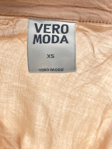 xs Beden çeşitli Renk Vero Moda Bluz %70 İndirimli.