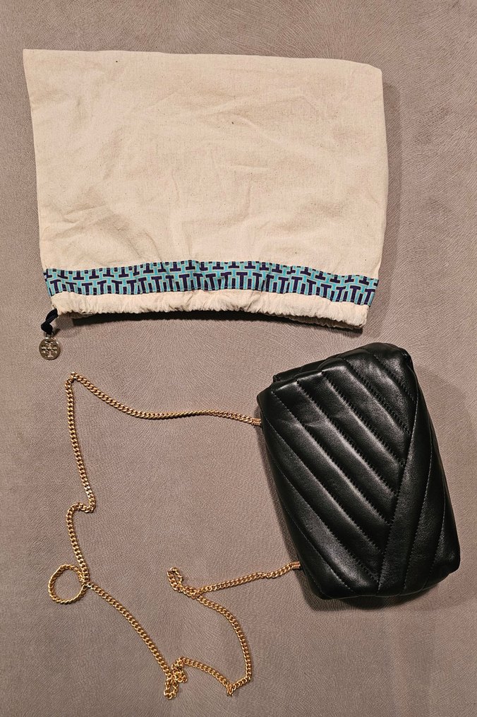 Tory Burch Kira Chevron Mini Bag Siyah Deri Kadın Çapraz Çanta - Görsel 2