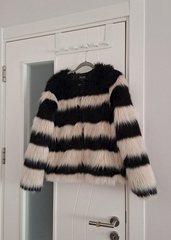 BERSHKA Zebra Desenli Kadın Kürk Ceket - Görsel 3
