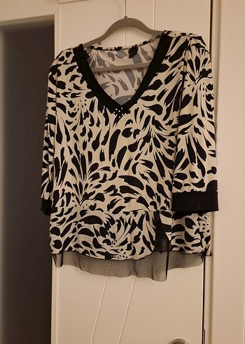 Zebra Desenli  Kollu Bilek Üstü Kadın  Takımı - Görsel 2