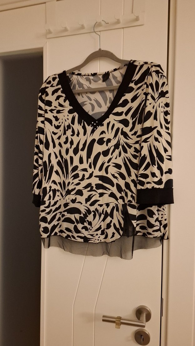 Zebra Desenli  Kollu Bilek Üstü Kadın  Takımı - Görsel 2