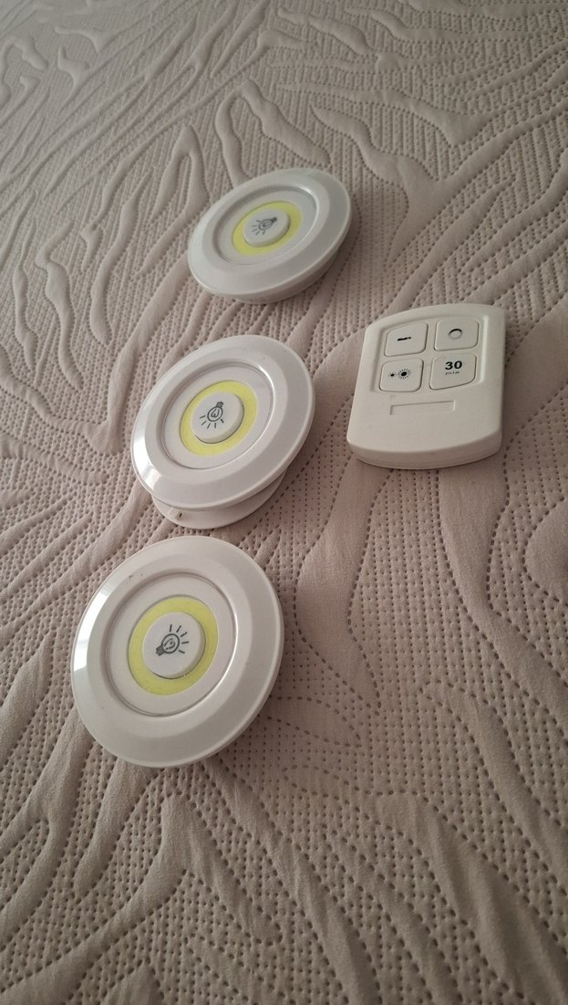 Beyaz LED Dokunmatik Gece Lambası yapışma özelliği - Görsel 2