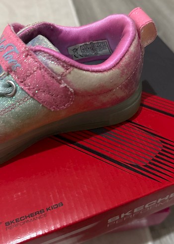 27 Beden Kız Çocuk Pembe Renkli Skechers Bağcıklı Spor Ayakkabı
